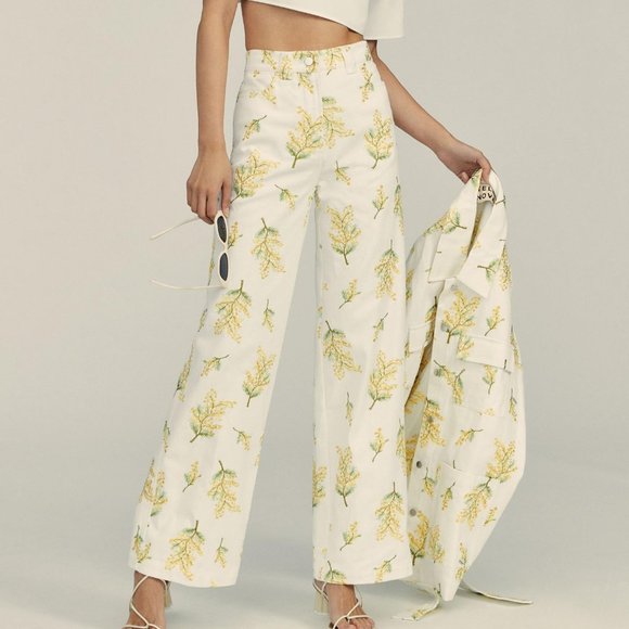 Stella Nova Cate Embroidered Wide-Leg Jeans